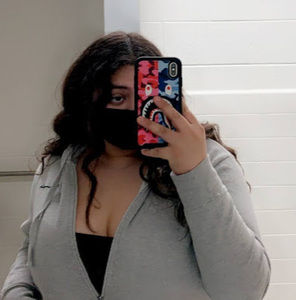 Meet your Posher, Ashley